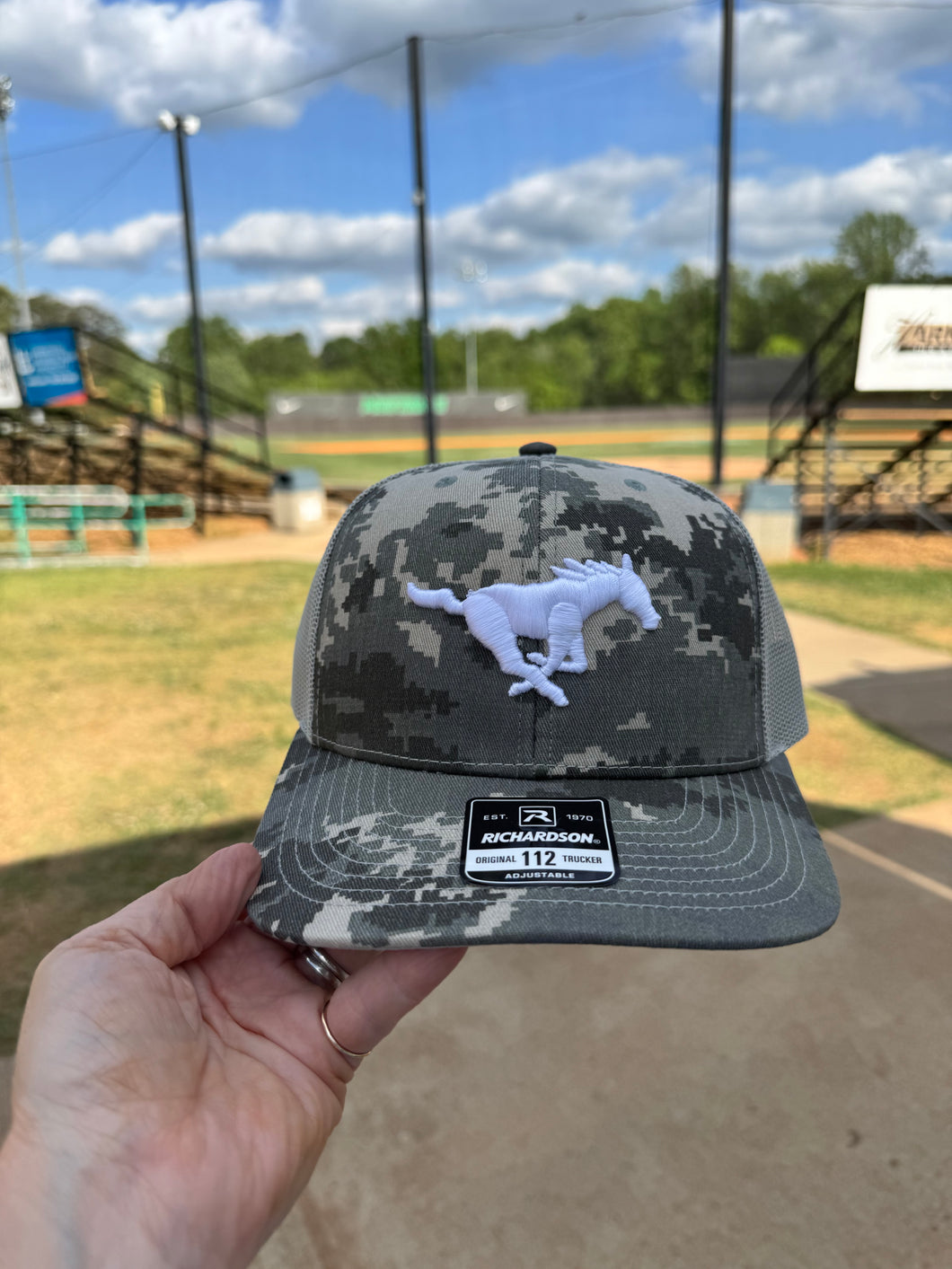 CAMO  Emboirdered Cap